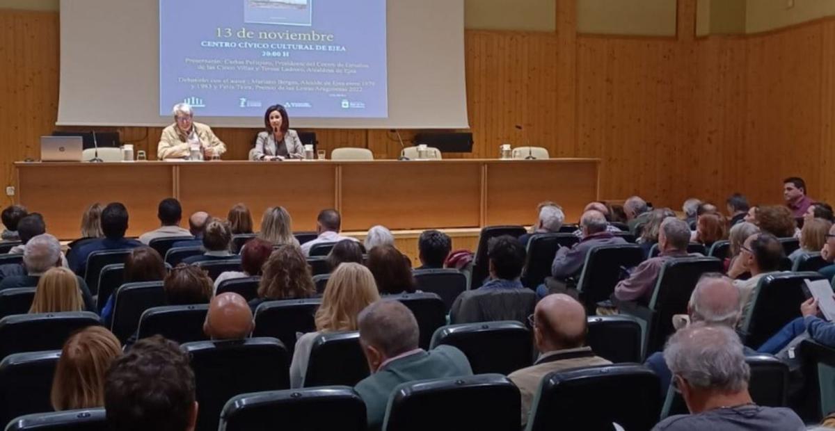 Estuvieron presentes la alcaldesa y el presidente del Centro de Estudios de las Cinco Villas. | SERVICIO ESPECIAL