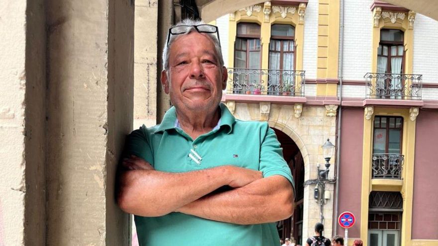 Miguel Ángel Martín, en la calle Marqués de San Esteban. | P. P.