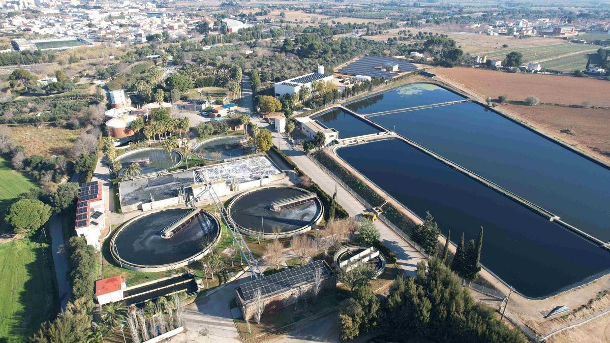 Imagen aérea de la depuradora de Porpres de Reus