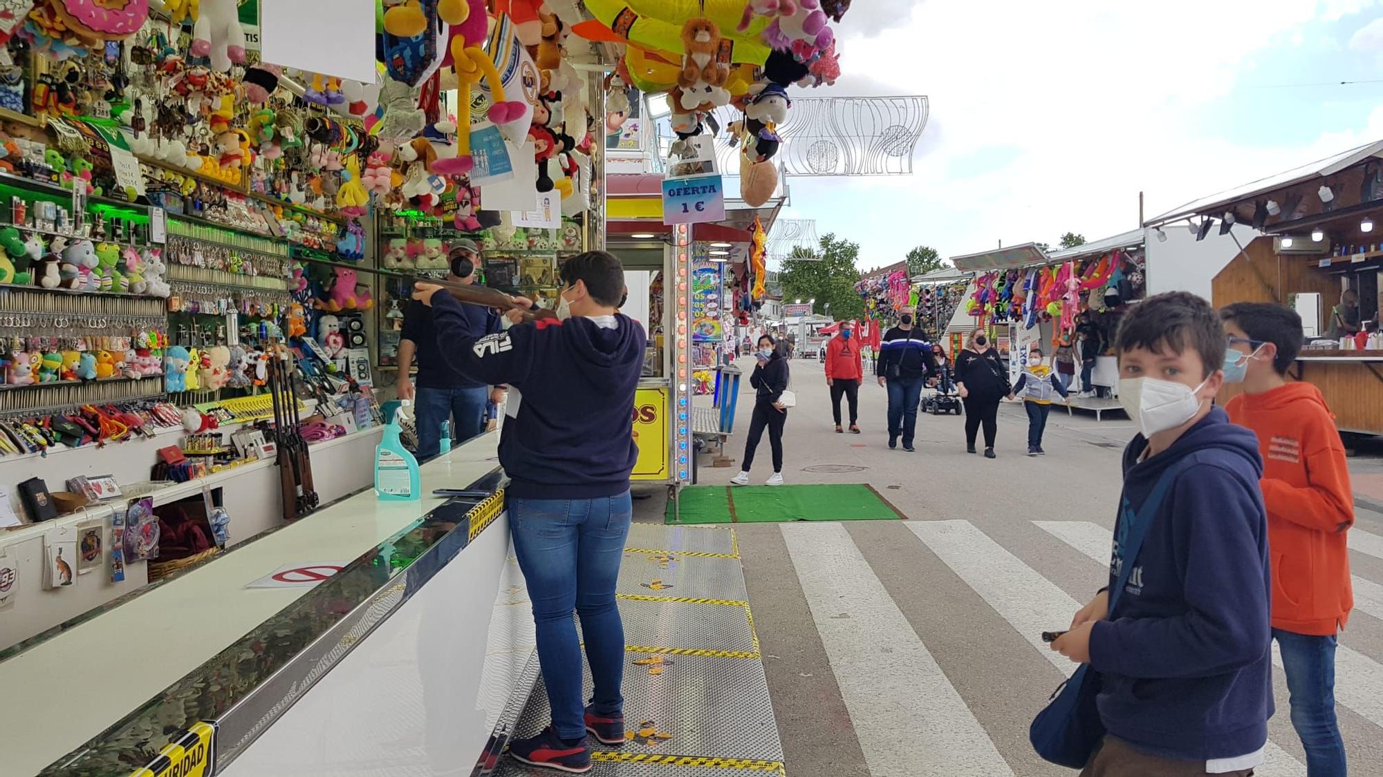 Abre la feria de primavera de Lucena