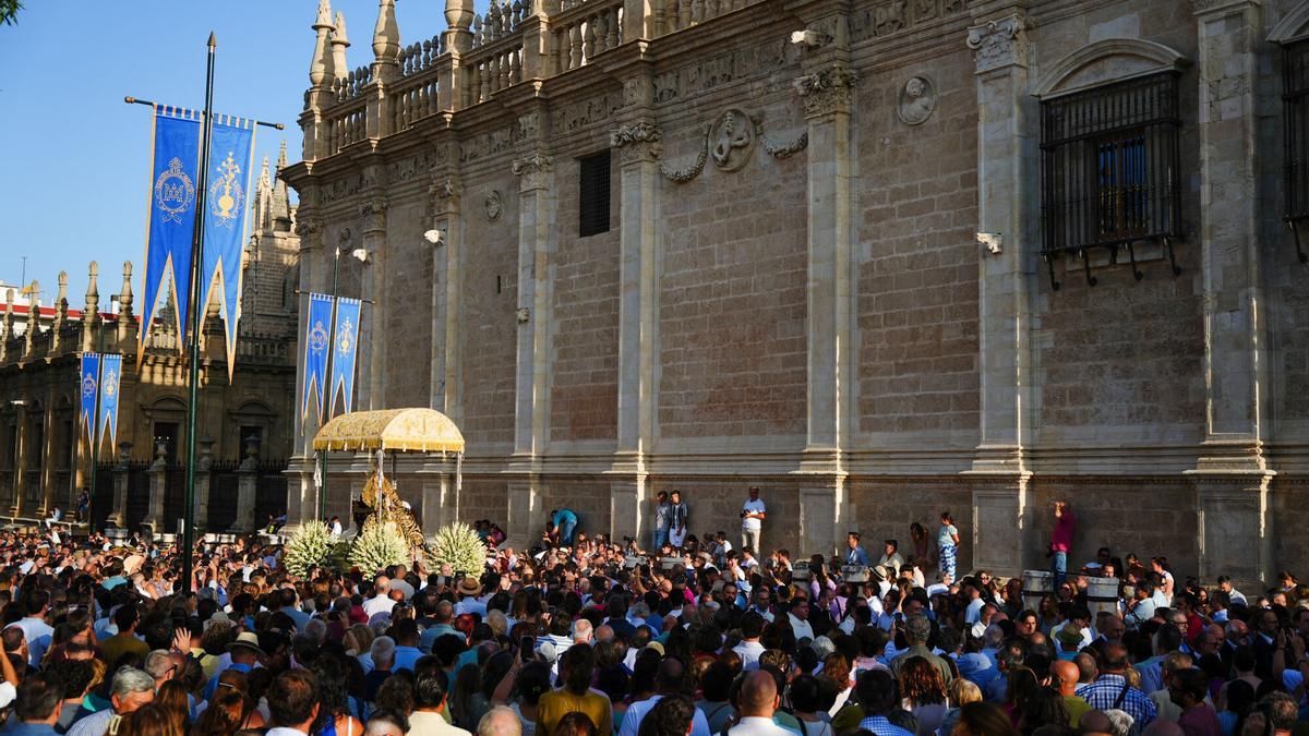 La Virgen de los Reyes, por las calles de Sevilla, en la celebración del pasado 15 de agosto de 2025