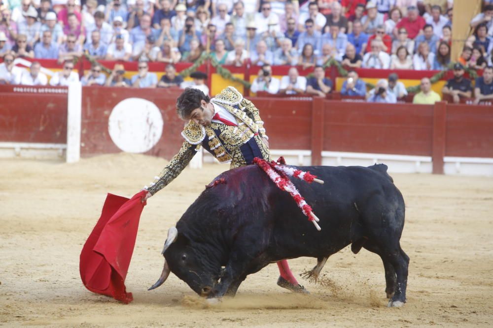 José Tomás y Manzanares salen por la puerta grande