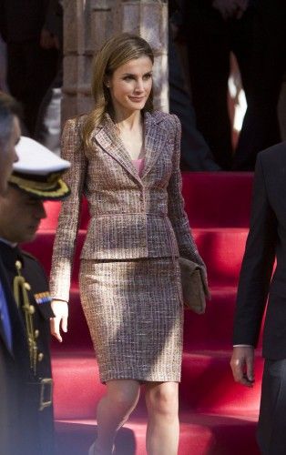 Los looks de año de la princesa Letizia