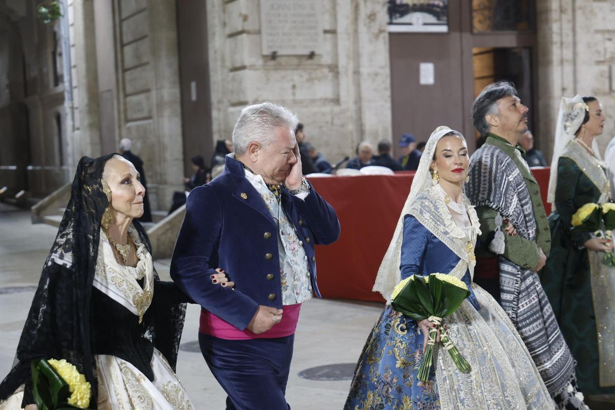 Todas las fotos de la Ofrenda del 18 de marzo por la calle San Vicente hasta la 20:30 horas