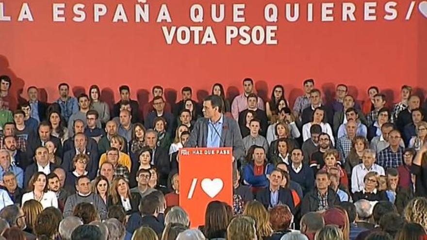 Pedro Sánchez en Gijón: "Los que nos ponen segundos en el ranking internacional de gastronomía es porque no han probado la fabada asturiana"