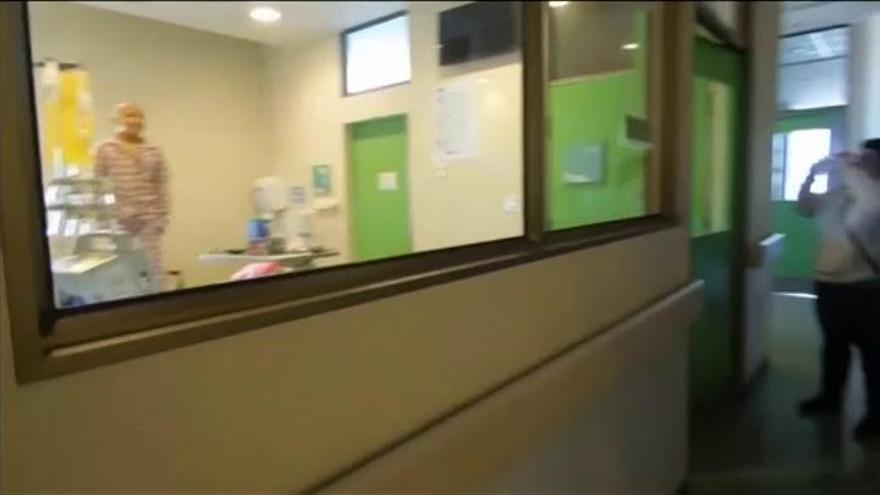 Una niña enferma de cáncer bailando en el hospital triunfa en internet