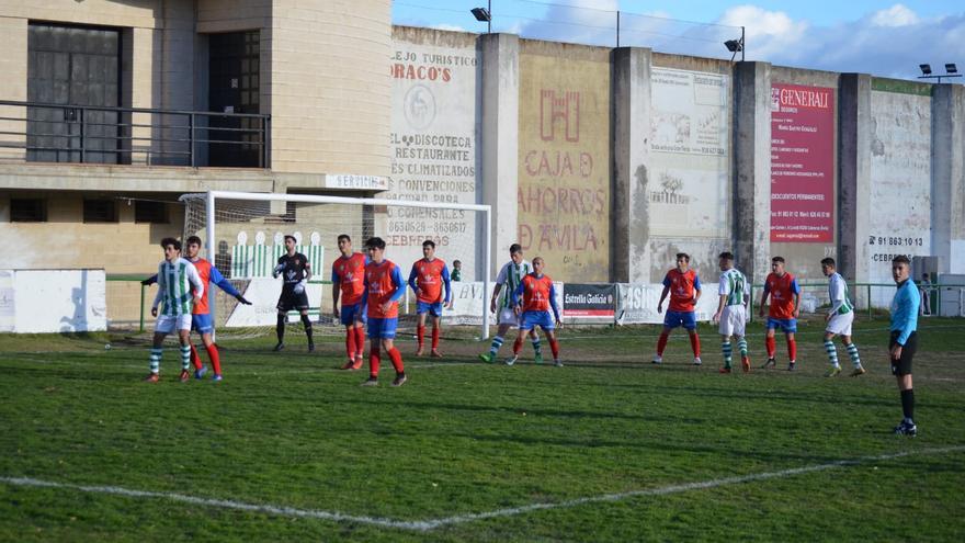 El CD Benavente consigue un empate muy trabajado en Cebreros