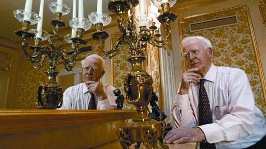 El exespía y superventas John Le Carré publica sus memorias