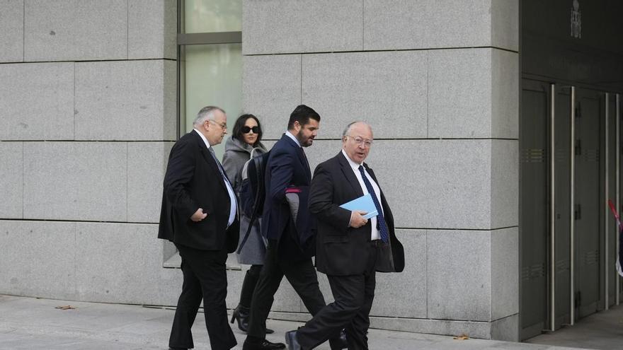 Aldama declara que Santos Cerdán recibió 15.000 euros en un sobre, Koldo, 300.000 y Ábalos, 650.000