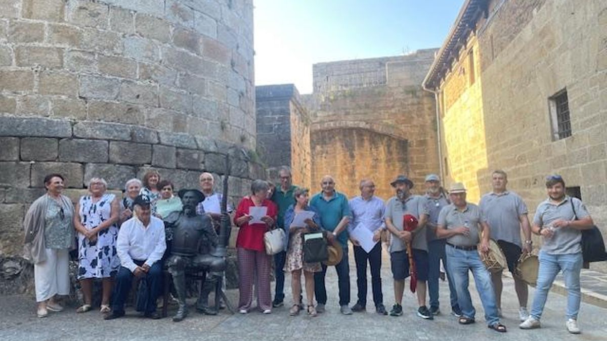 Acto de clausura de los alumnos de la UNED Senior en Puebla de Sanabria.