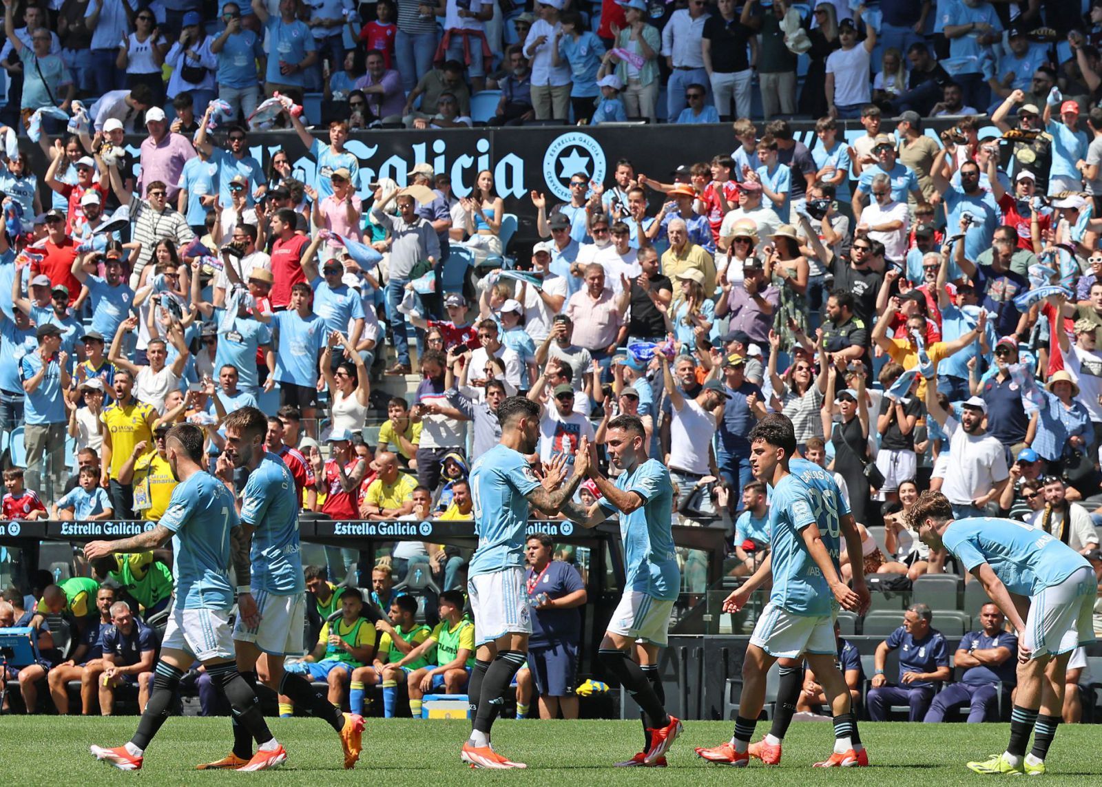 Los jugadores del Celta celebran uno de los goles en Balaídos ante la UD Las Palmas