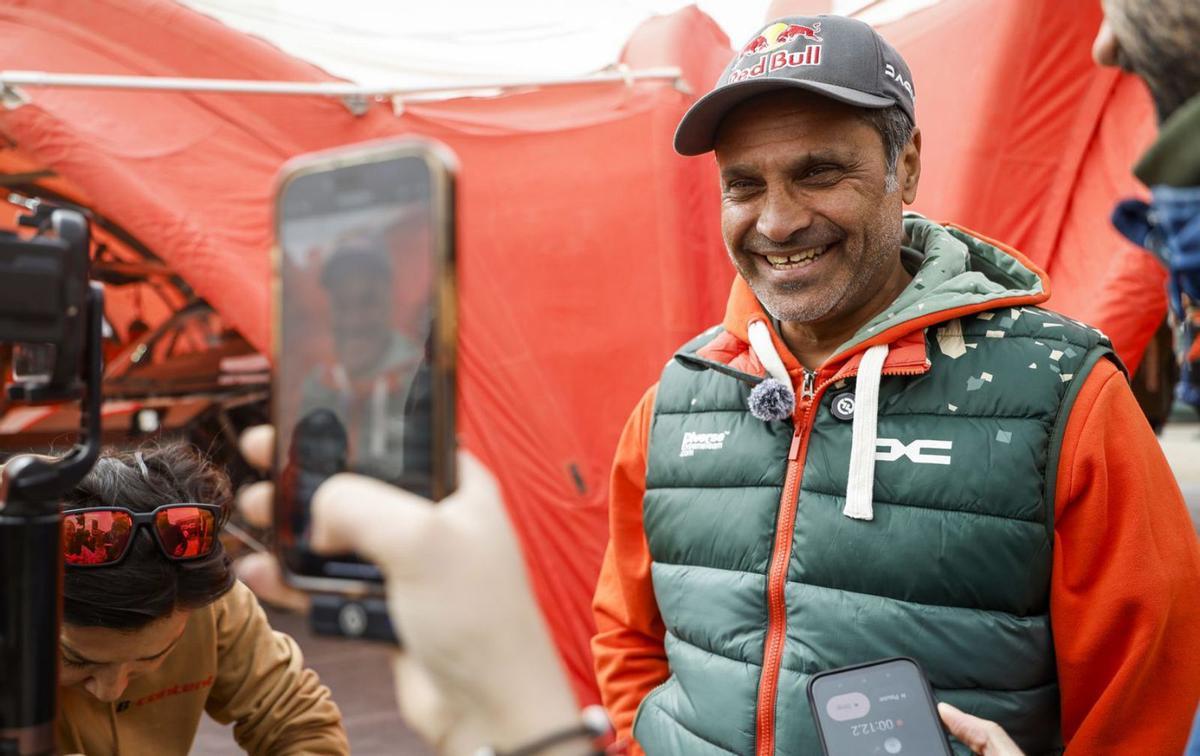 Al-Attiyah posa la directa i Schareina s’allunya del Tuareg