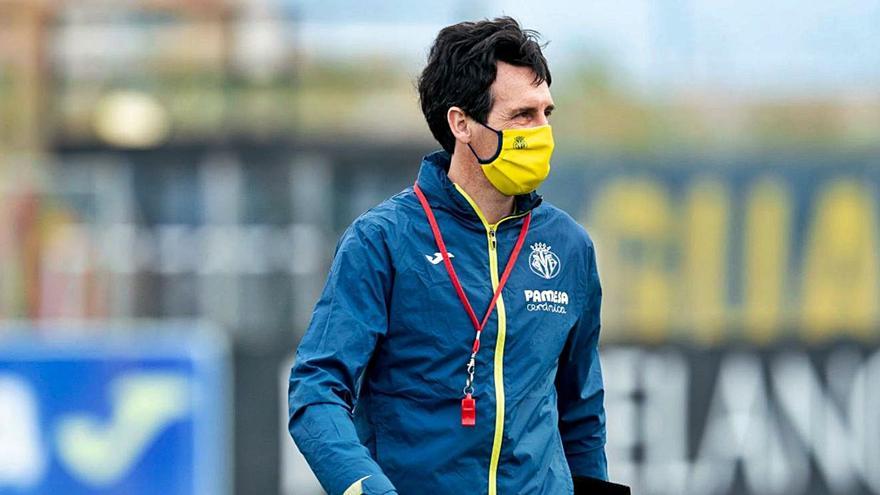 Emery, durante el entrenamiento con el Villarreal. | EFE