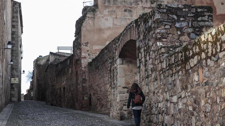 A licitación la primera fase de la restauración de la muralla de Cáceres por más de 800.000 euros