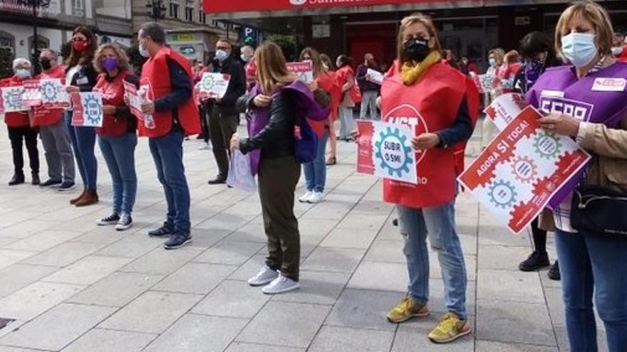 Un instante de la concentración de esta tarde en Vigo