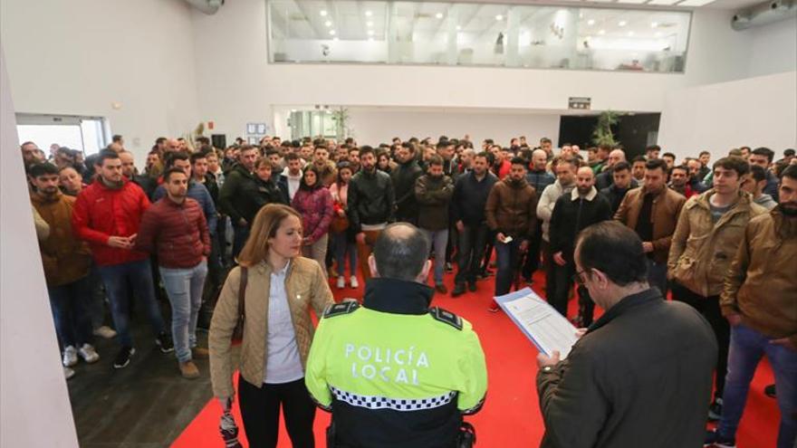 168 hombres y 39 mujeres aspiran a ocupar 14 plazas de la policía local