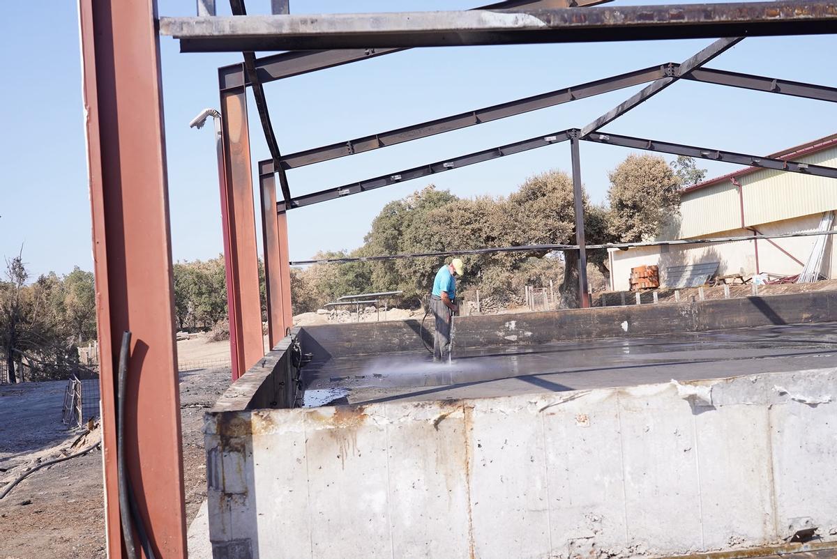 GALERÍA | Carlos Martínez visita los pueblos afectados por el incendio de Sayago GALERÍA | Carlos Martínez visita los pueblos afectados por el incendio de Sayago