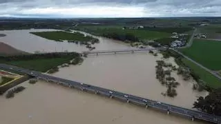 Sevilla en emergencia: cierra por primera vez las compuertas del Guadalquivir