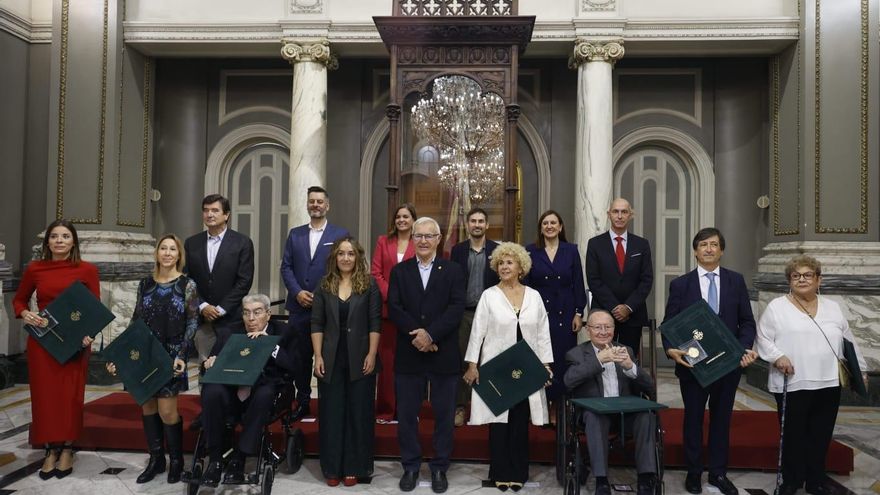 La ciutat de València reconeix els seus il·lustres