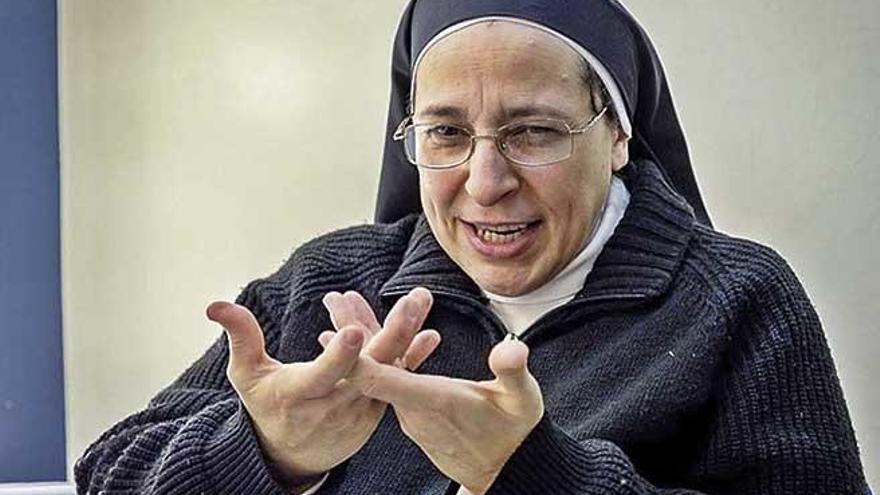 Sor LucÃ­a Caram ha descubierto que &quot;vivir la vida con pasiÃ³n es una fuente de felicidad&quot;. El martes disertarÃ¡ sobre ello en el Consell de Mallorca.