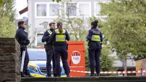 Dispositivo policial en el centro de Solingen, este domingo.