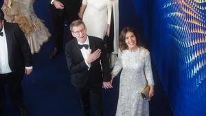 Eva Cárdenas, junto a Feijóo, en una gala de de los Premios Goya.