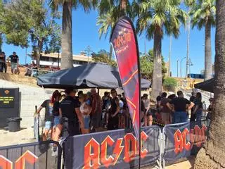 En vídeo: los fans de AC/DC toman las calles de Sevilla