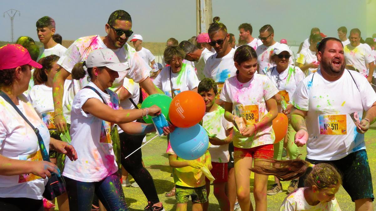 Imagen de la Carrera de Colores de Monesterio en su edición de 2.022 Solidaridad