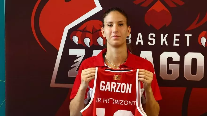 Yarden Garzon, jugadora del Casademont Zaragoza, no se 'moja' con Mariona Ortiz: "No tengo ningún comentario al respecto, confío en el club"