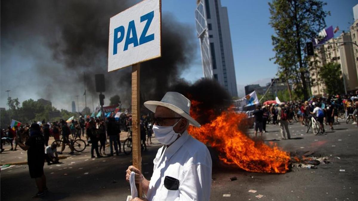 chile-protestas-cartel-paz