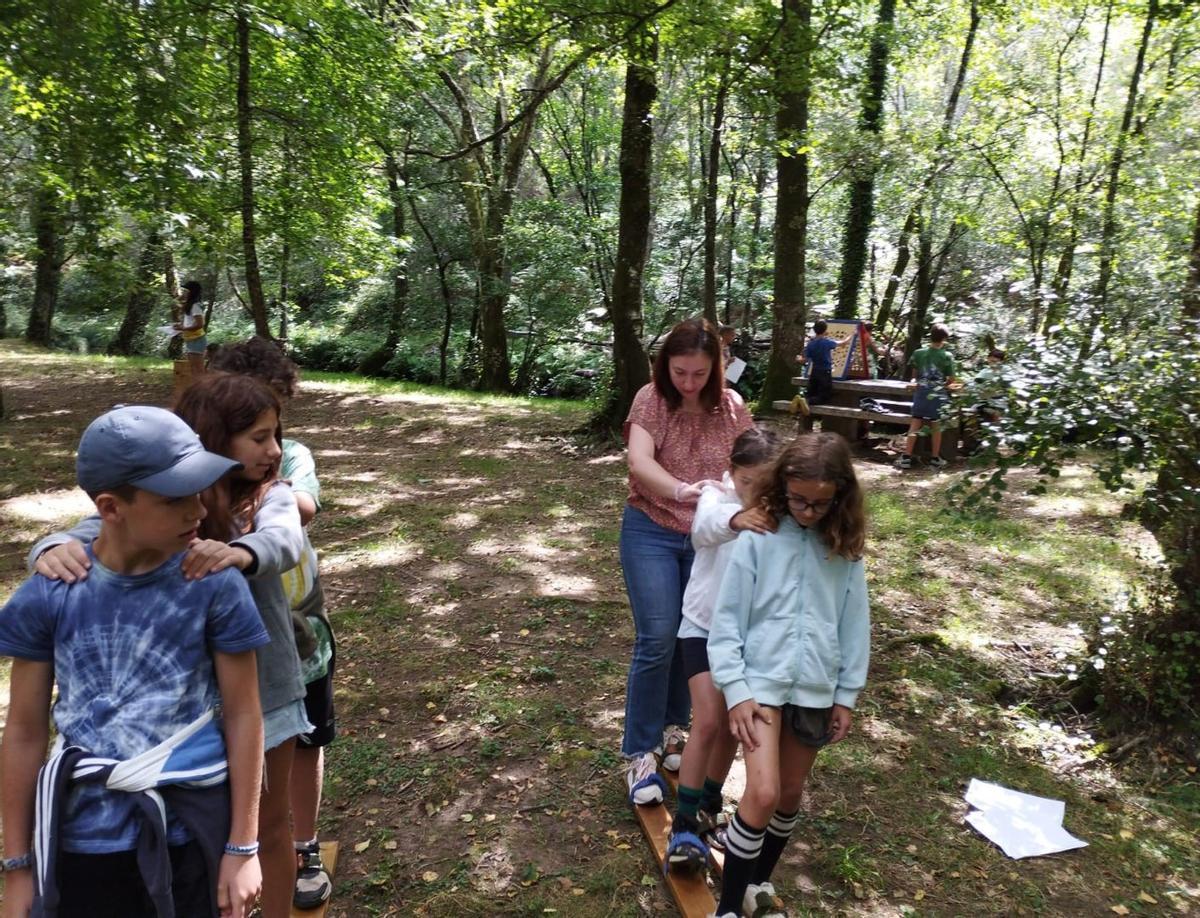 Participantes en un campamento en Finca Mouriscade, en 2023. |