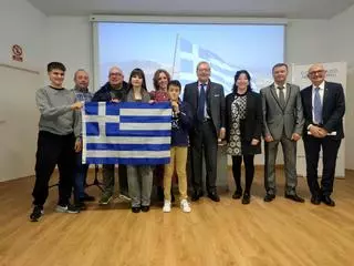 El IES Jaume I aborda las relaciones entre el griego y el español en el Dia Mundial de la Lengua Griega