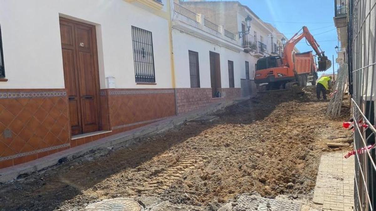 Obras de reurbanización de las calles San José y San Joaquín en Maro.