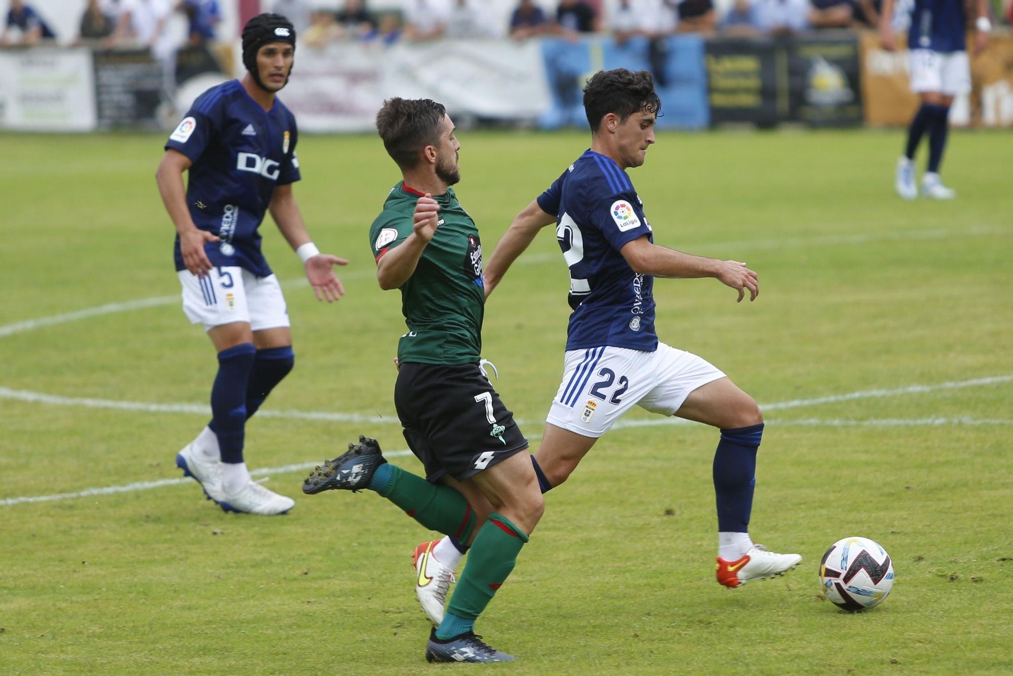 En imágenes: El Oviedo empata sin goles en el primer amistoso de pretemporada