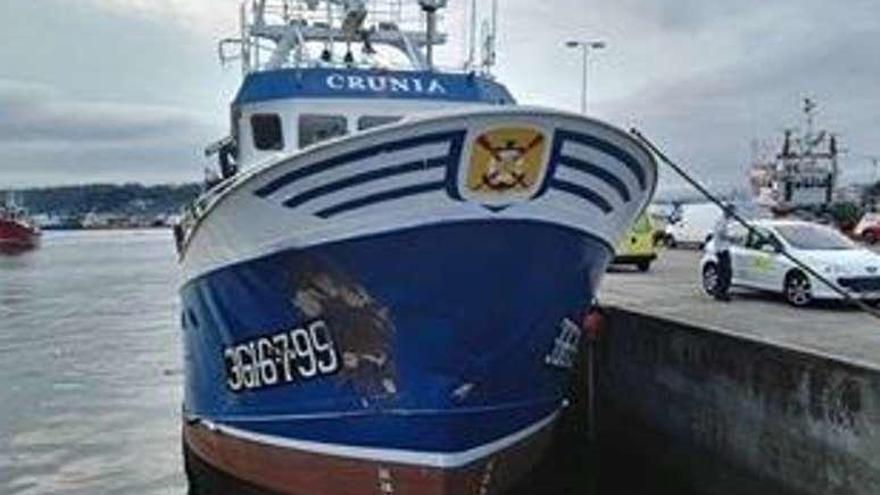 El arrastrero &#039;Crunia&#039;, ayer, tras el accidente, en el puerto de A Coruña.