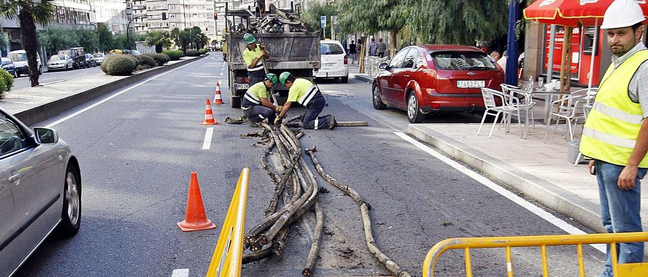 Obras en la red eléctrica subterránea.