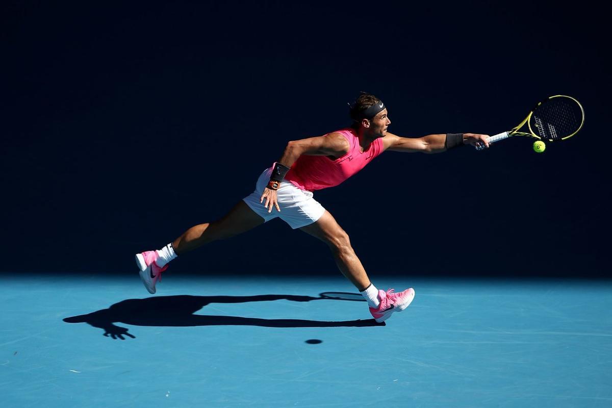 Melbourne (Australia), 25/01/2020.- Rafael Nadal of Spain in action during his third round match against Pablo Carreno Busta of Spain on day six of the Australian Open tennis tournament at Melbourne Park in Melbourne, Australia, 25 January 2020. (Tenis, Abierto, España) EFE/EPA/ROB PREZIOSO AUSTRALIA AND NEW ZEALAND OUT EDITORIAL USE ONLY