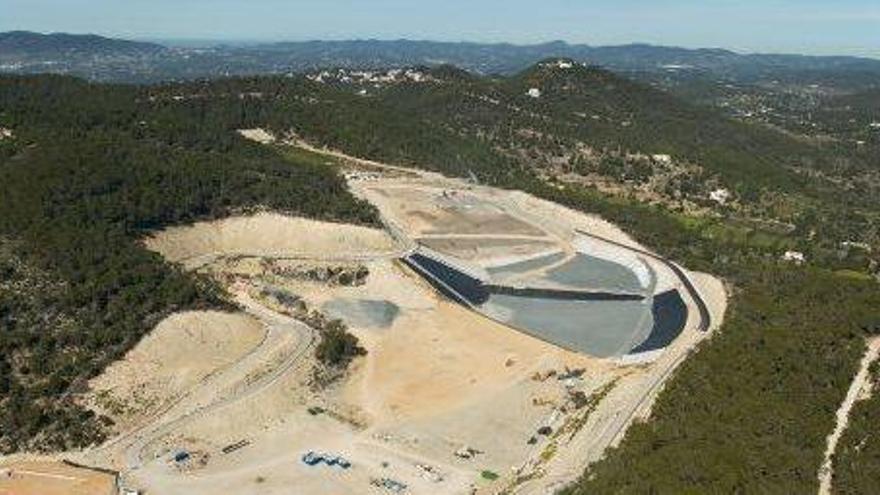 Vista aérea de las instalaciones del vertedero de Ca na Putxa.