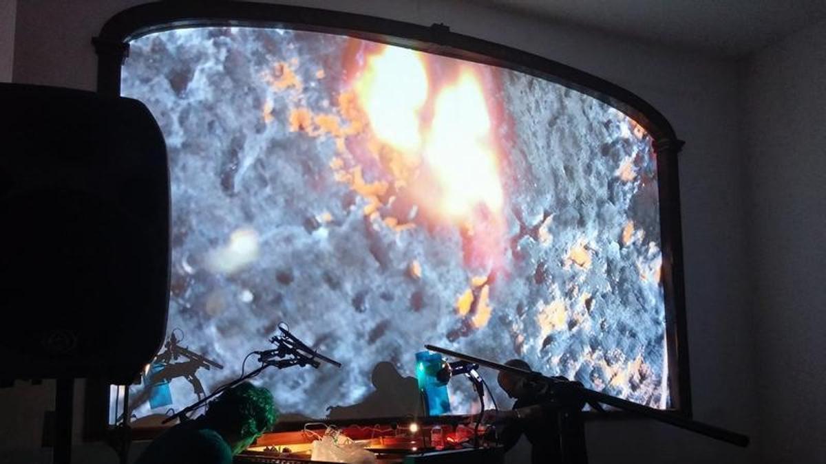 El proyecto que transforma los sonidos de Santiago en una experiencia audiovisual única