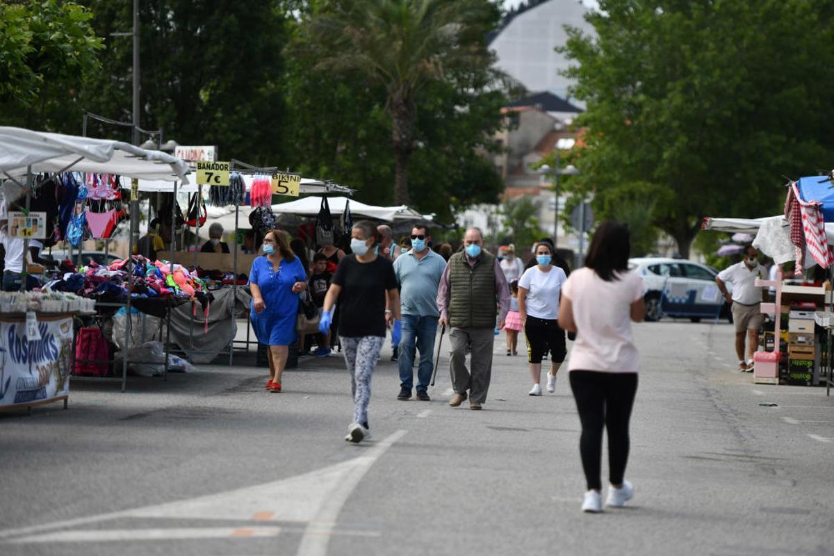El mercadillo de Baltar regresa al completo El mercadillo de Baltar regresa al completo