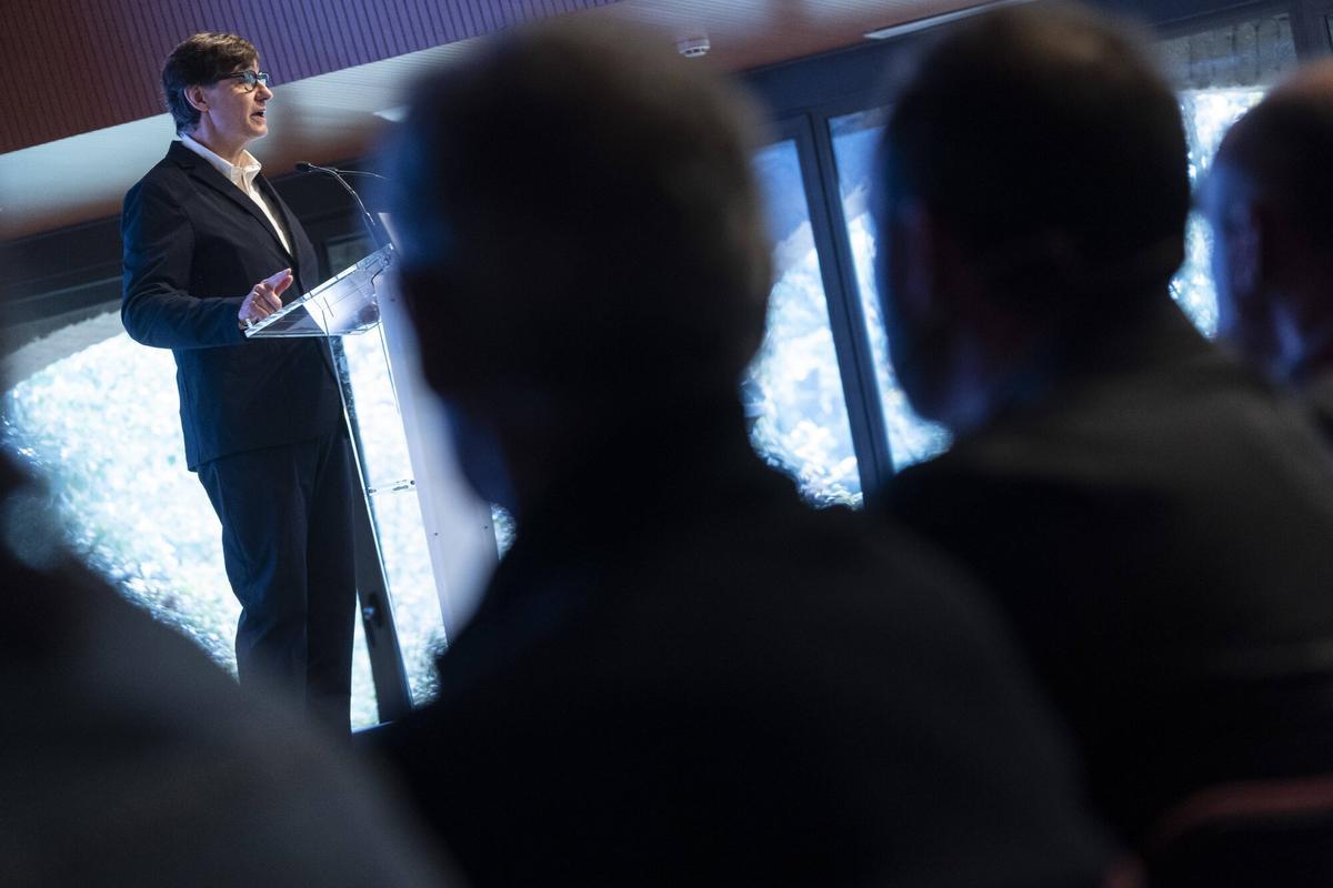 SANT FRUITOS DE BAGES . TROBADA DE MUNISIPIS RURALS . SALVADOR ILA " PRESIDENT GENERALITAT" . MON SANT BENET . ALICIA ROMERO " CONSELLERA ECONOMIA " SILVIA PANEQUE I ALBERT DALMAU " CONSELLER PRESIDENCIA "