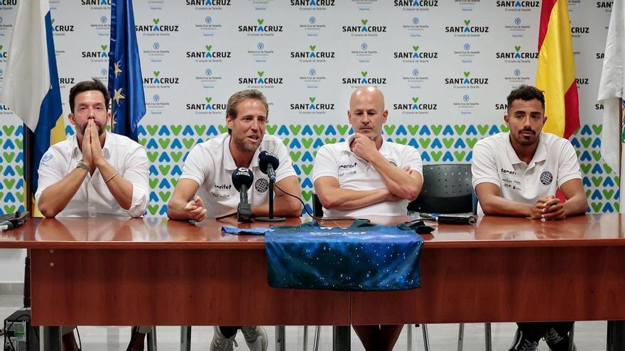 Despedida a Albert Español, entrenador del Echeyde waterpolo