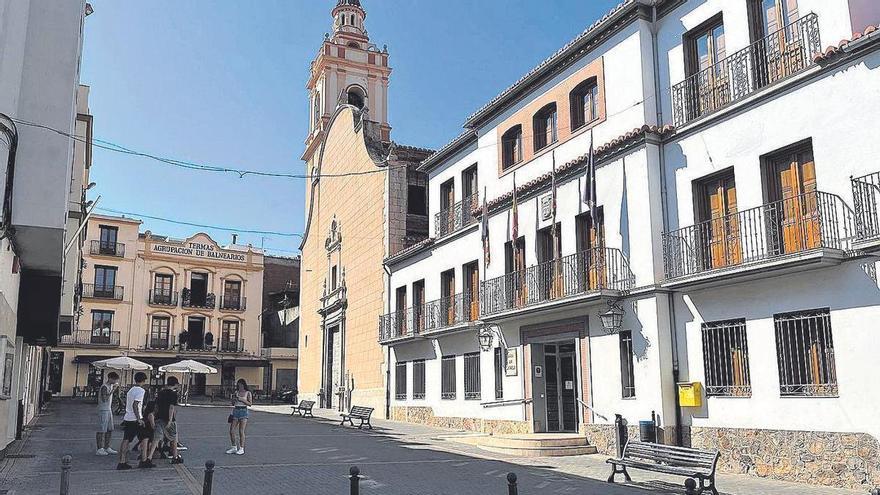 Una concejala de la Vilavella ejercía de médico sin serlo en un balneario durante cinco años