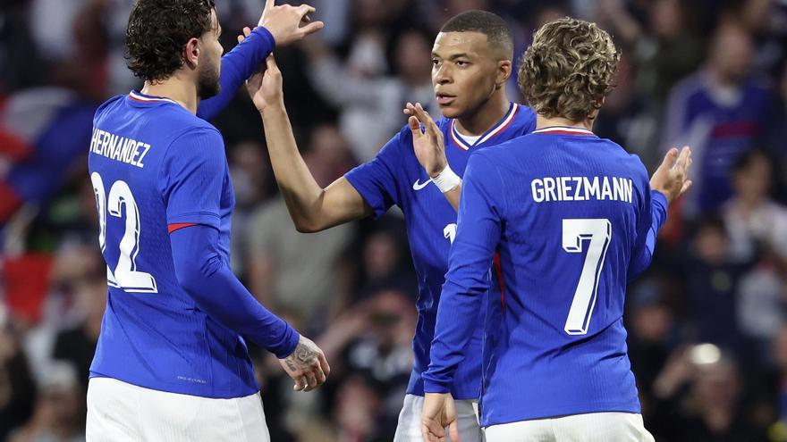 Griezmann: “Me toca a mí adaptarme a Mbappé”