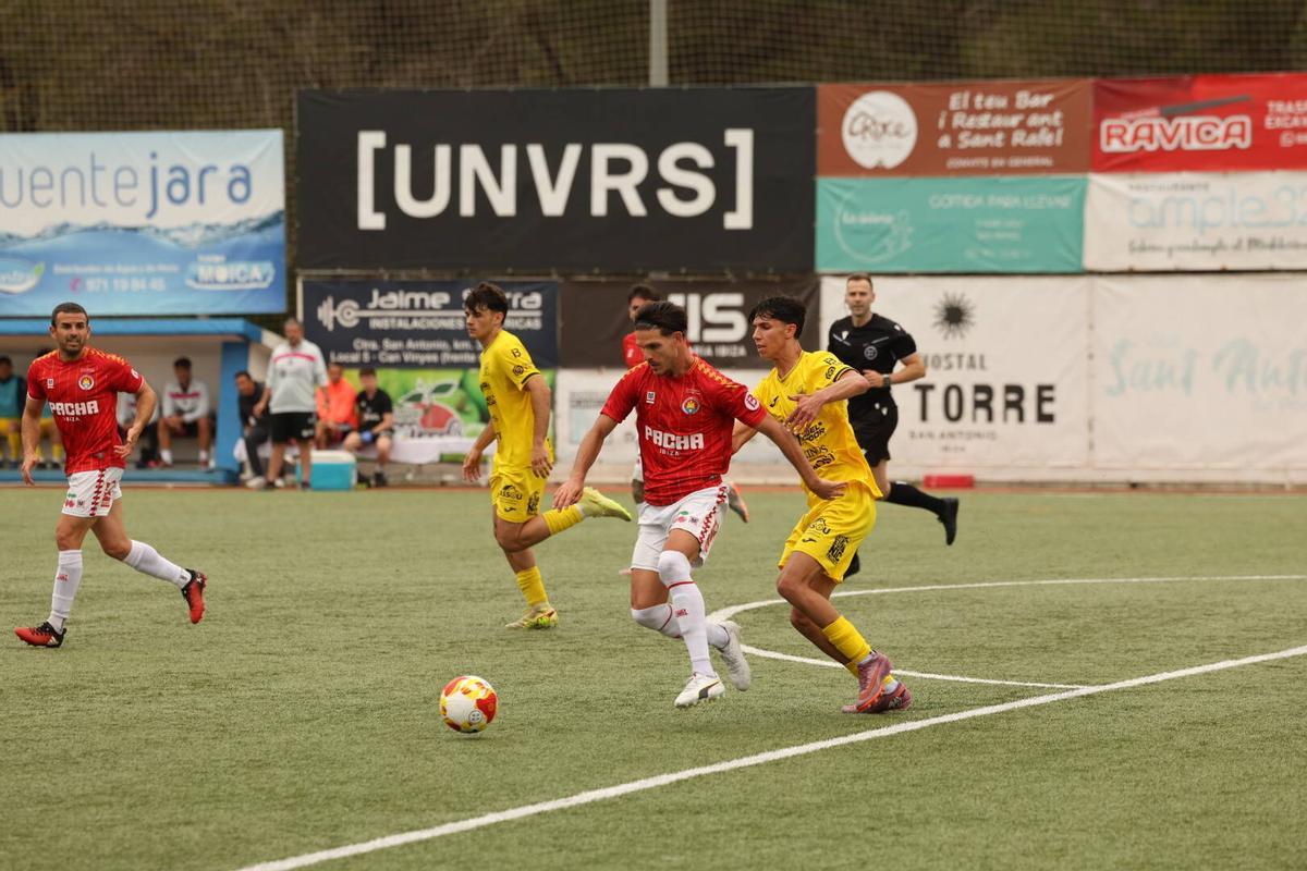 El descenso a Tercera RFEF de la SD Ibiza en imágenes