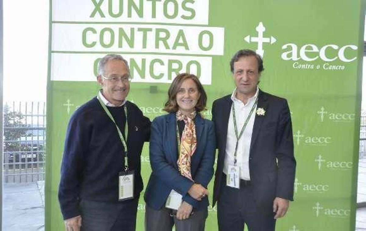 Ángel Carracedo, Isabel Orbe y Carlos Lamora. // FdV