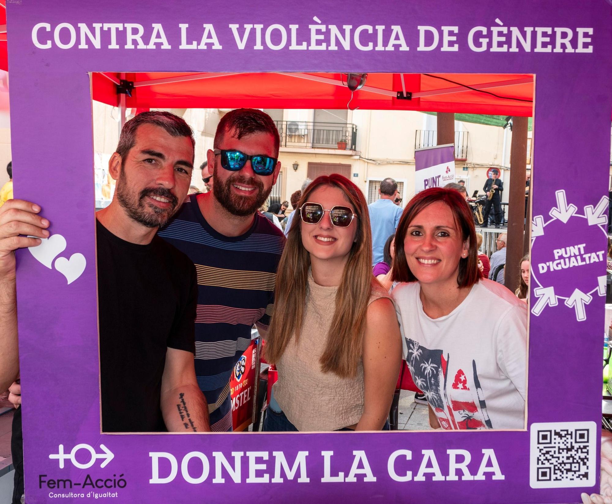 El 'Porrat de la Tardor' ompli els carrers del Real de Gandia