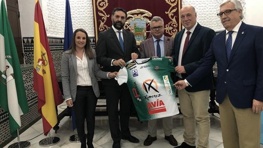 Junta y Diputación respaldan al Ángel Ximénez en la Copa del Rey