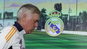 Carlo Ancelotti, entrenador del Real Madrid, antes de la rueda de prensa en Valdebebas.