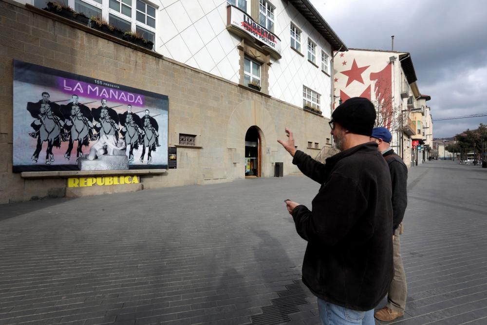 El mural, abans de ser escapçat